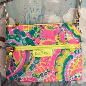 Lilly Pulitzer crossbody purse